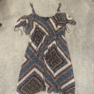 Torrid Black Floral Off The Shoulder Flowy Dress Size 2